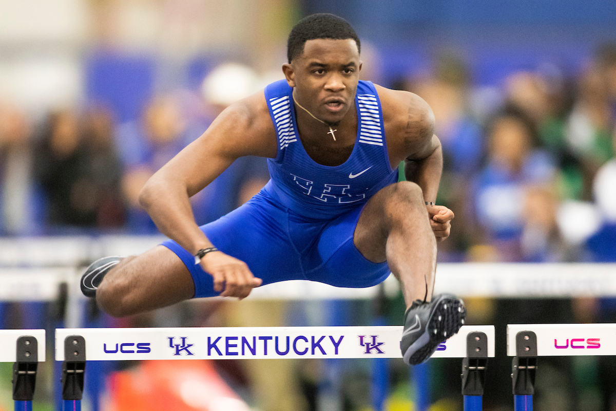 Tai Brown.

Jingle Bells Open.


Photo by Chet White | UK Athletics