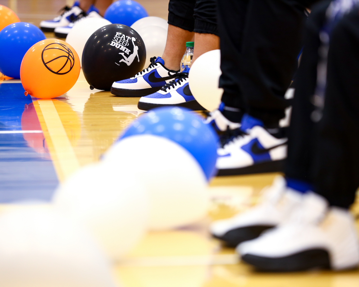 Balloons. 

2021 Selection Show. 

Photo by Eddie Justice | UK Athletics