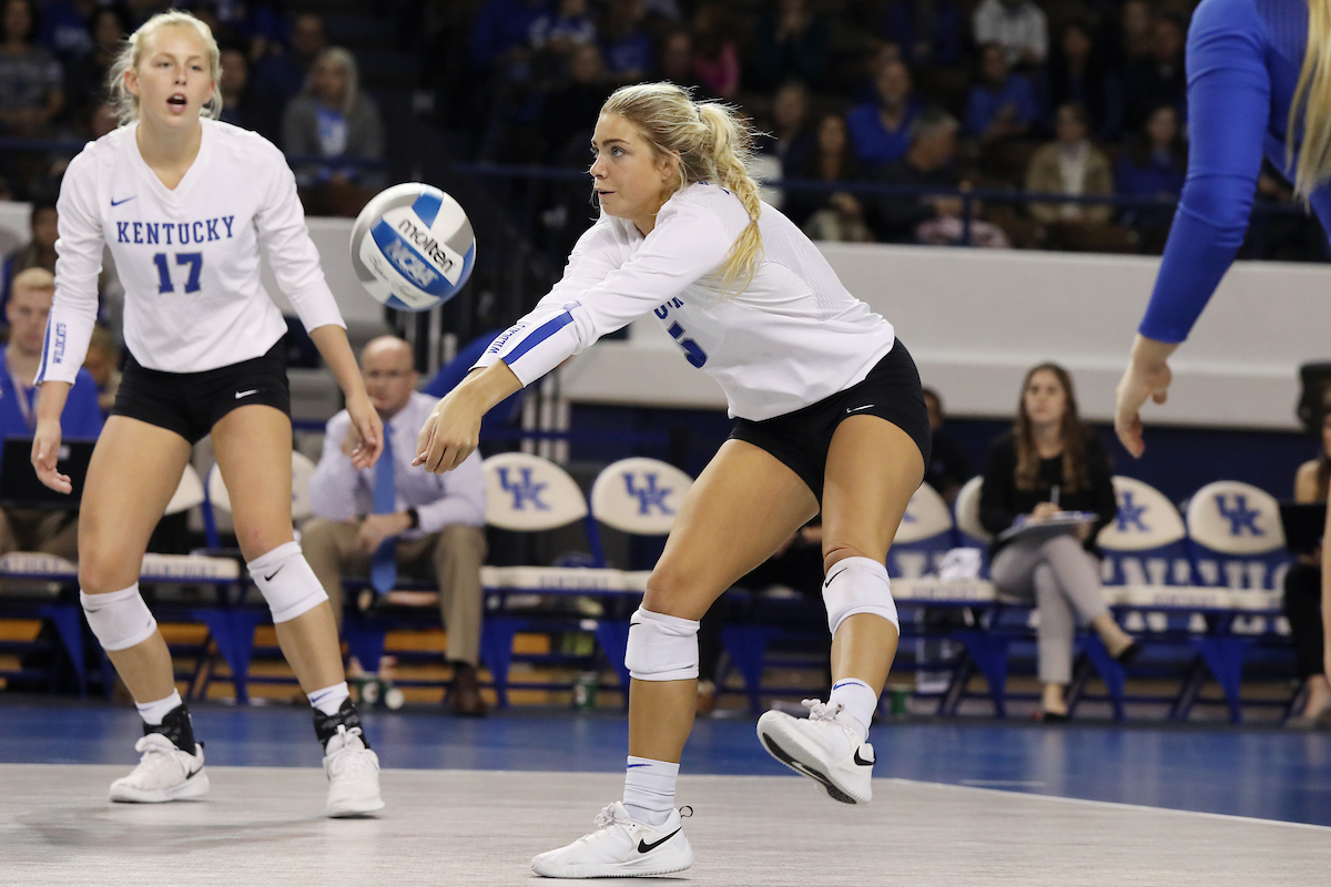 Lauren Tharp.

The University of Kentucky volleyball team defeats Ole Miss.

Photo by Quinn Foster