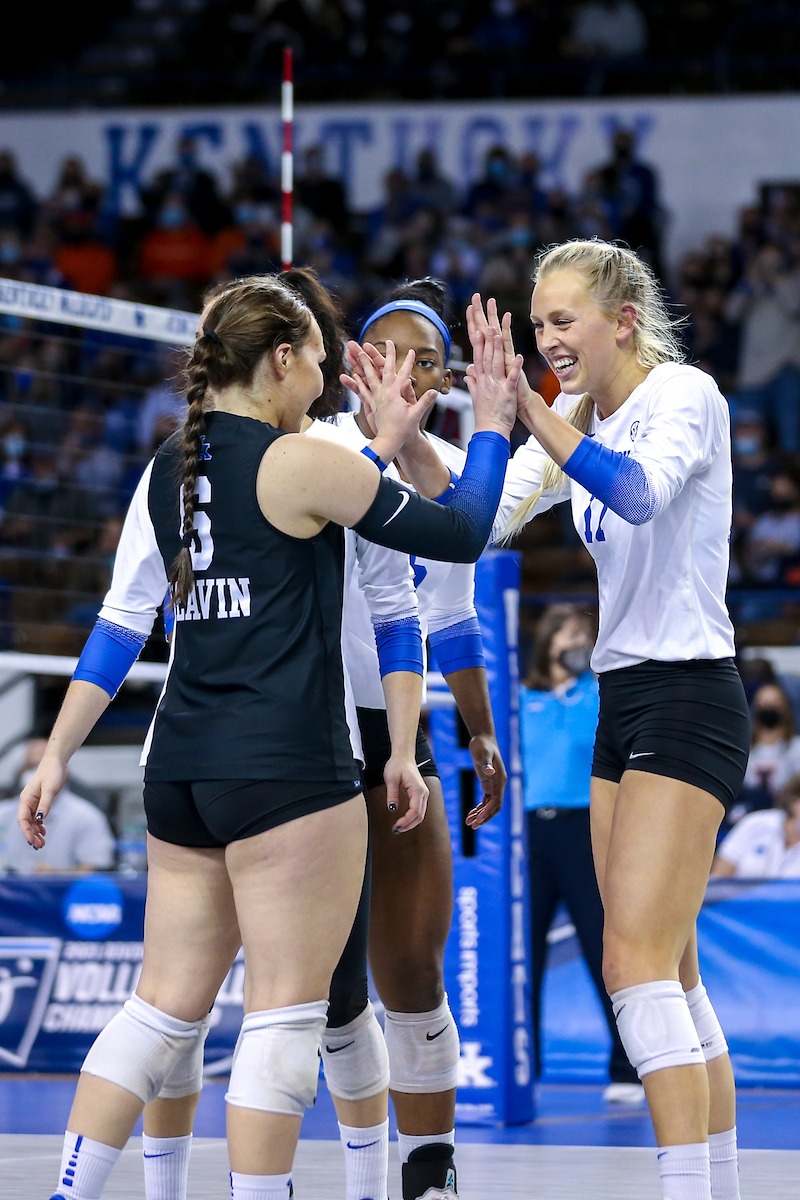 Alli Stumler and Eleanor Beavin.

Kentucky falls to Illinois 3-1.

Photo by Sarah Caputi | UK Athletics