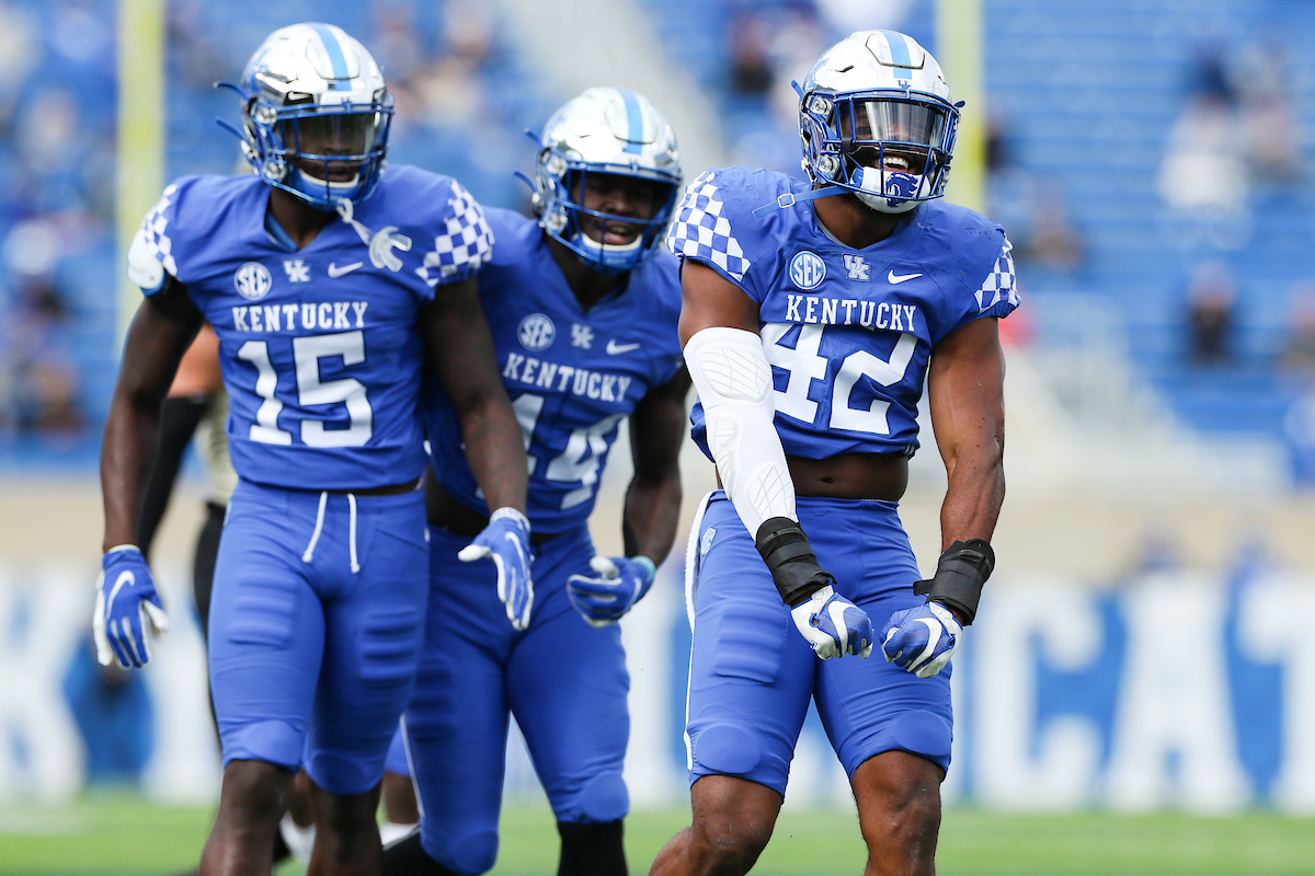 MARQUEZ BEMBRY. JORDAN WRIGHT.  JAMIN DAVIS.

UK beat Vandy 38-35.

Photo by Elliott Hess | UK Athletics