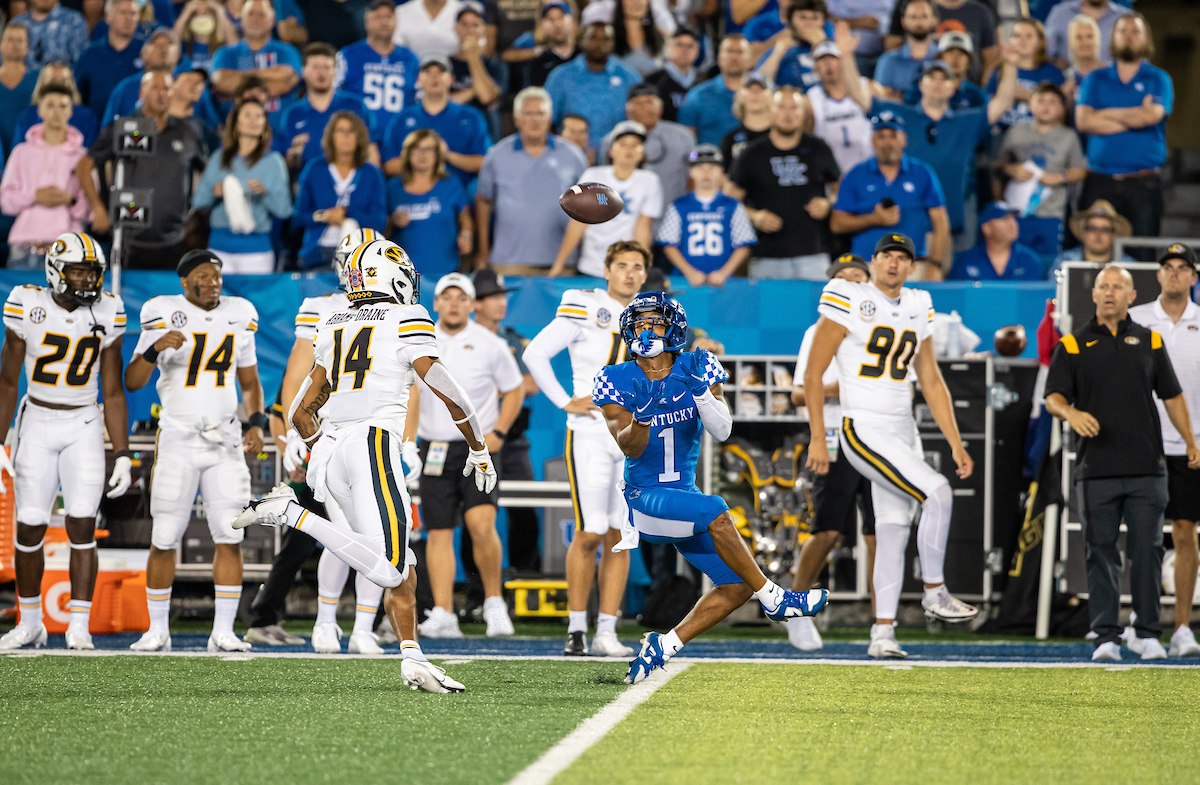 Wan'Dale Robinson

UK defeats Mizzou 35-28

Photo By Jacob Noger | UK Football