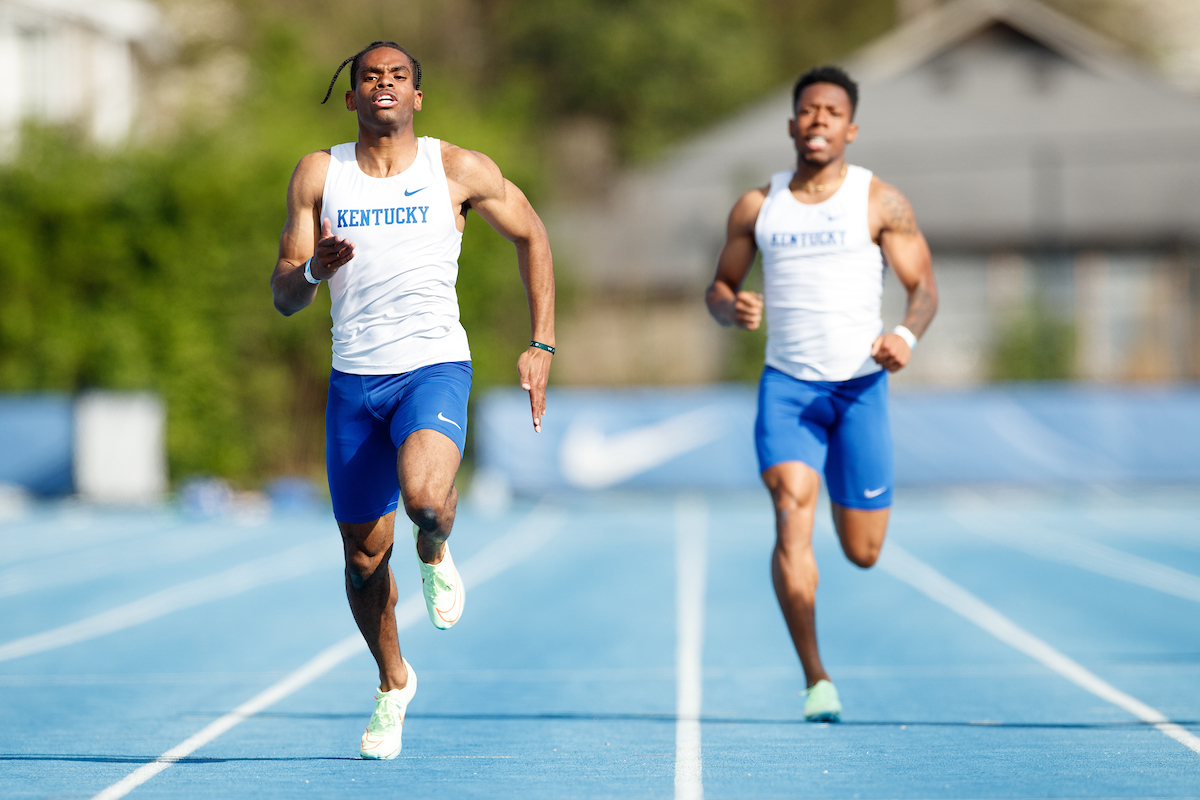Lance Lang. Kennedy Lightner.

Day one of the Kentucky Invitational.

Elliott Hess | UK Athletics