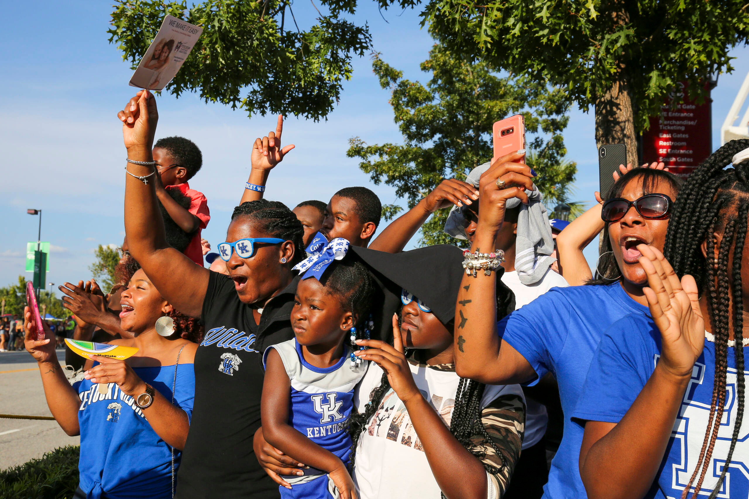 Kentucky-S. Carolina FB Gameday Gallery