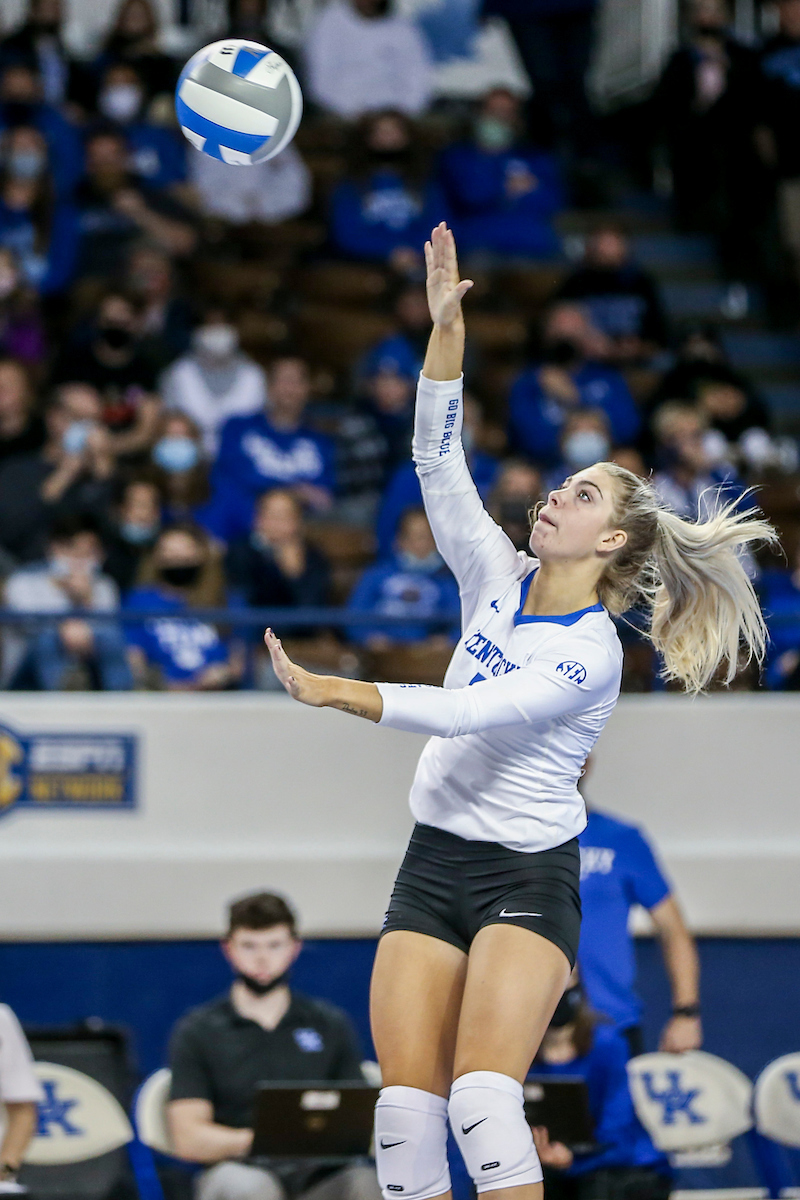 Lauren Tharp.

Kentucky sweeps Texas A&M 3 - 0.

Photo by Sarah Caputi | UK Athletics
