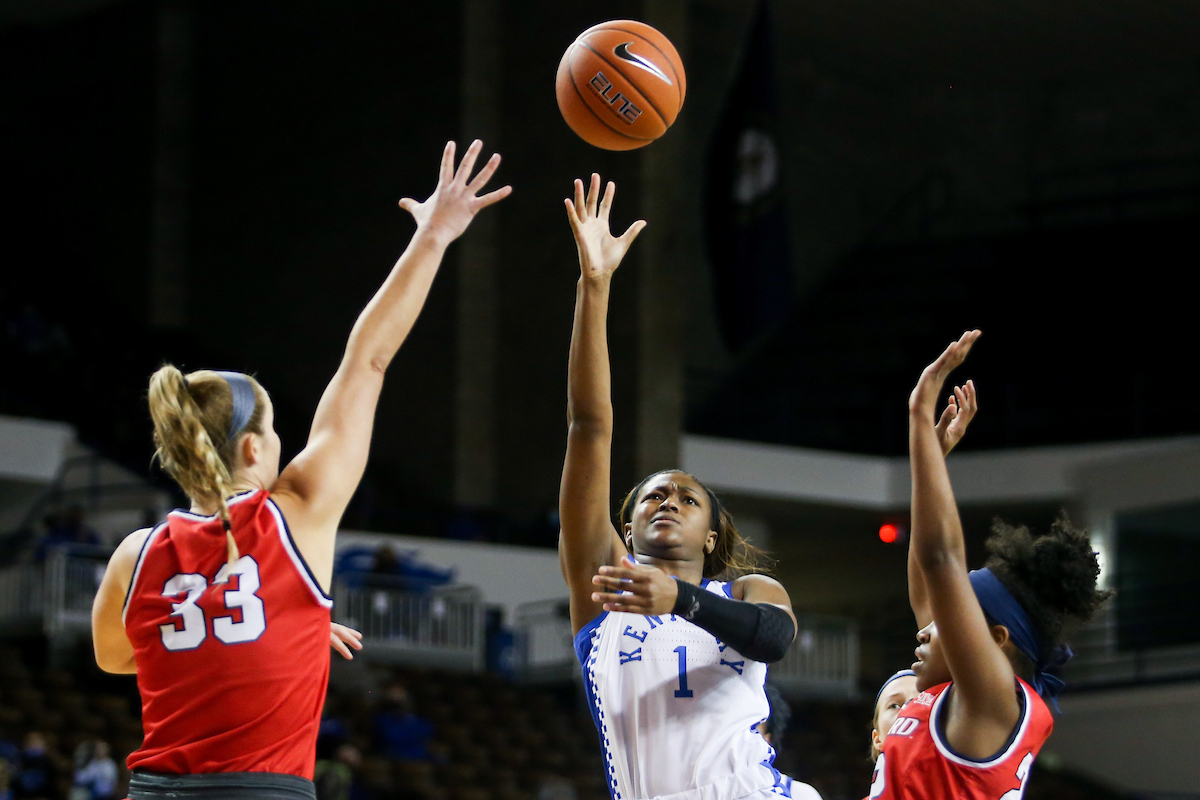 Robyn Benton.

Kentucky beats Samford 88-54.

Photo by Hannah Phillips | UK Athletics