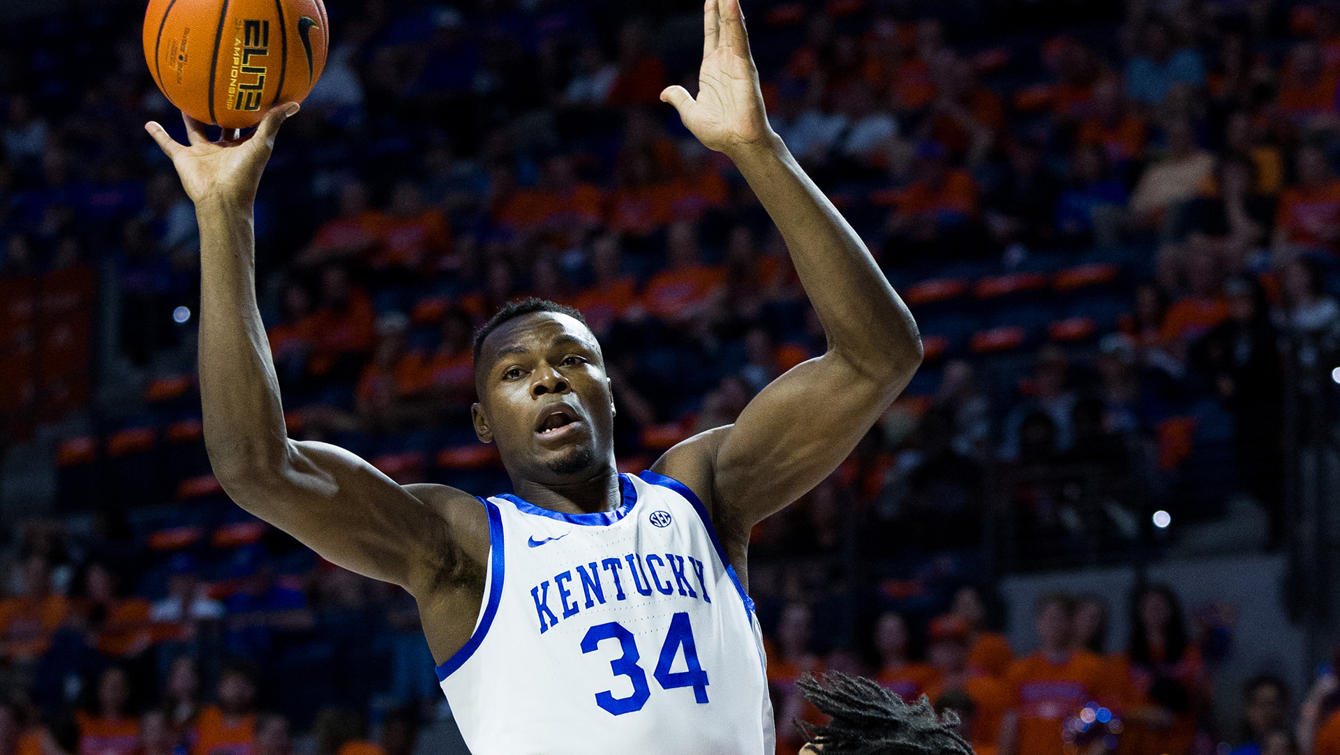 Tshiebwe, Veterans Lead Cats Past Gators