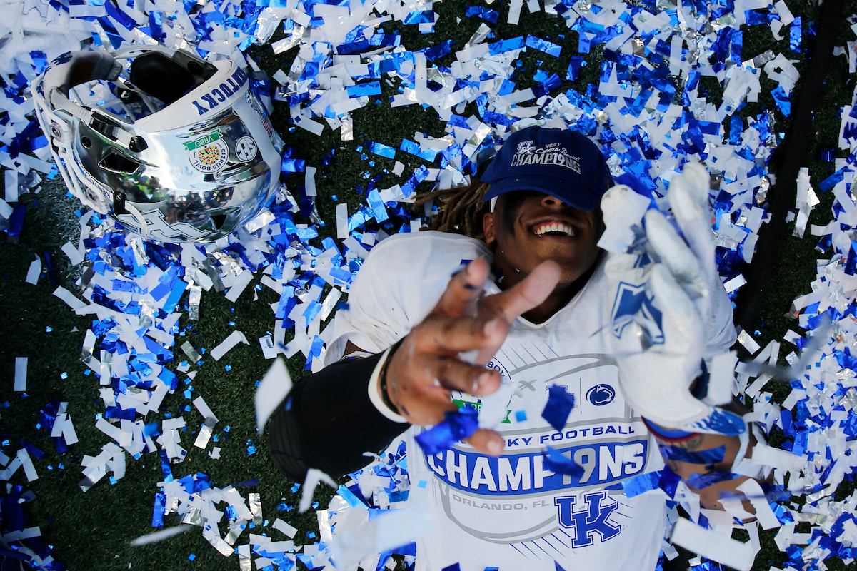 Benny Snell

The UK Football team beat Penn State 27-24 in the Citrus Bowl.

Photo by Michael Reaves | UK Athletics