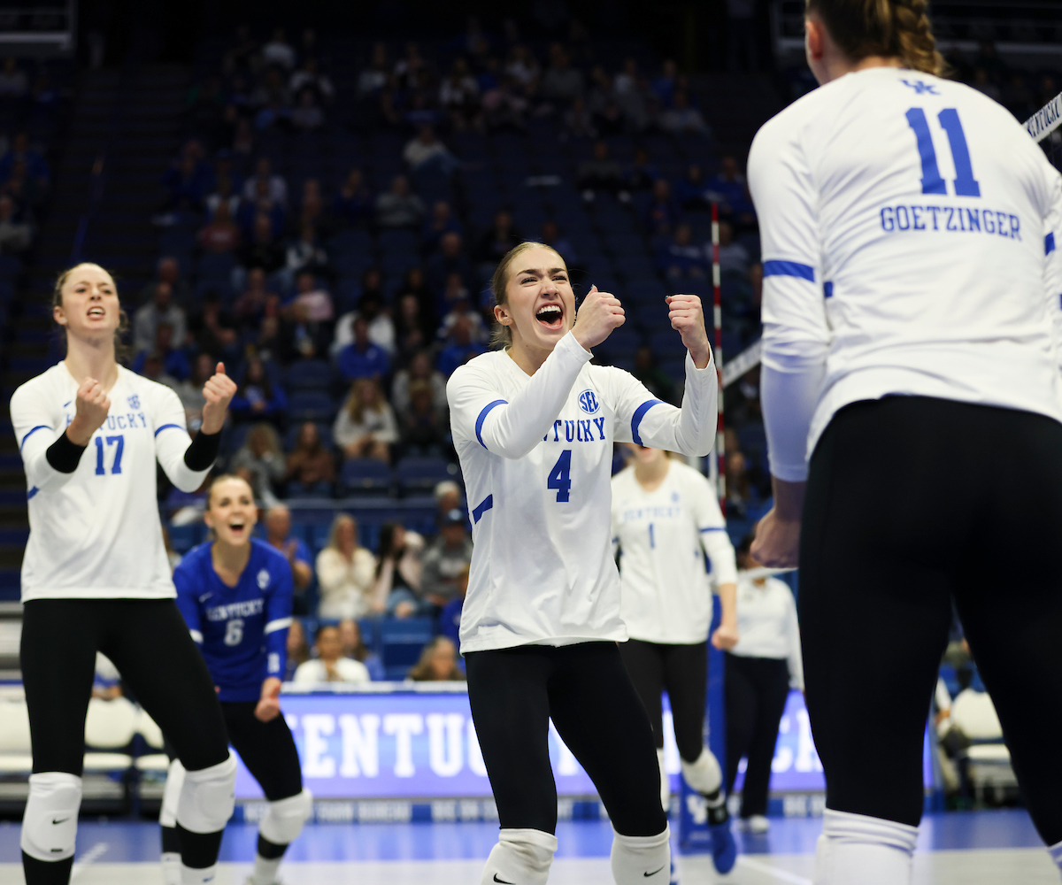 Balanced Offense Paces No. 12 Kentucky to 3-1 Win over Texas A&M