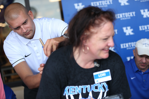 Big Blue Caravan. Somerset, Ky. Somerset Kroger. June 21, 2018.

Photo by Chet White | UK Athletics