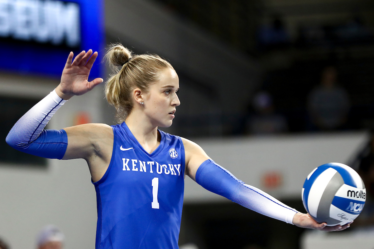 Kentucky-Marquette Volleyball Photo Gallery