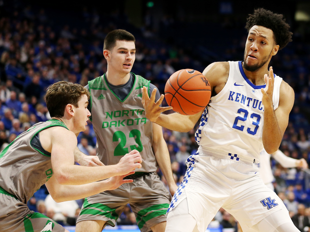EJ Montgomery


Men's Basketball beats North Dakota 96-58.

Photo by Britney Howard  | UK Athletics