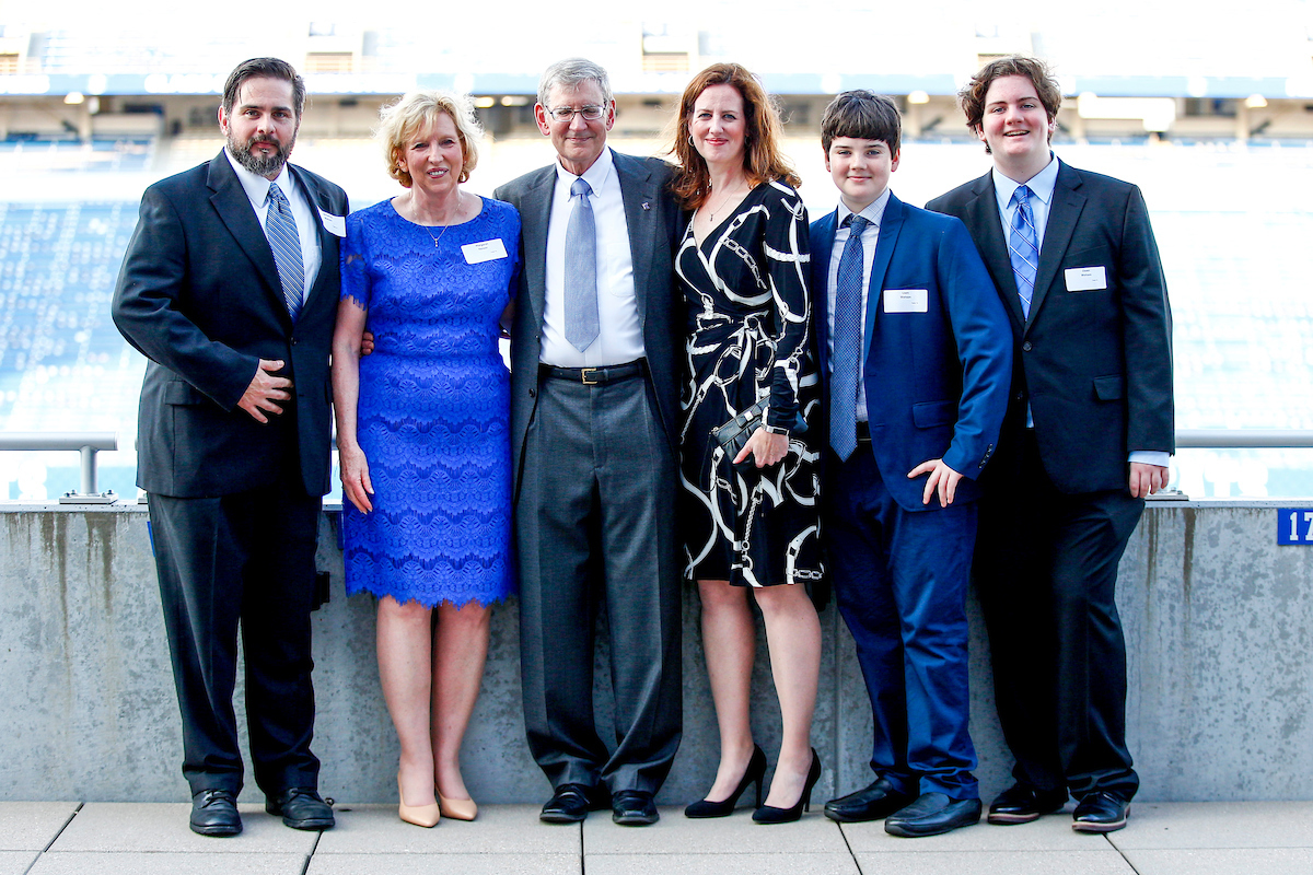 Vic Nelson. Family. 

UK Athletics Hall of Fame. 

Photo by Eddie Justice | UK Athletics