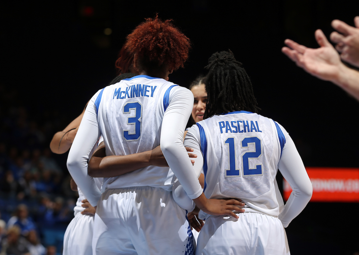 Keke McKinney, Amanda Paschal

The University of Kentucky women's basketball team falls to South Carolina on Sunday, January 21, 2018 at Rupp Arena. 

Photo by Britney Howard | UK Athletics