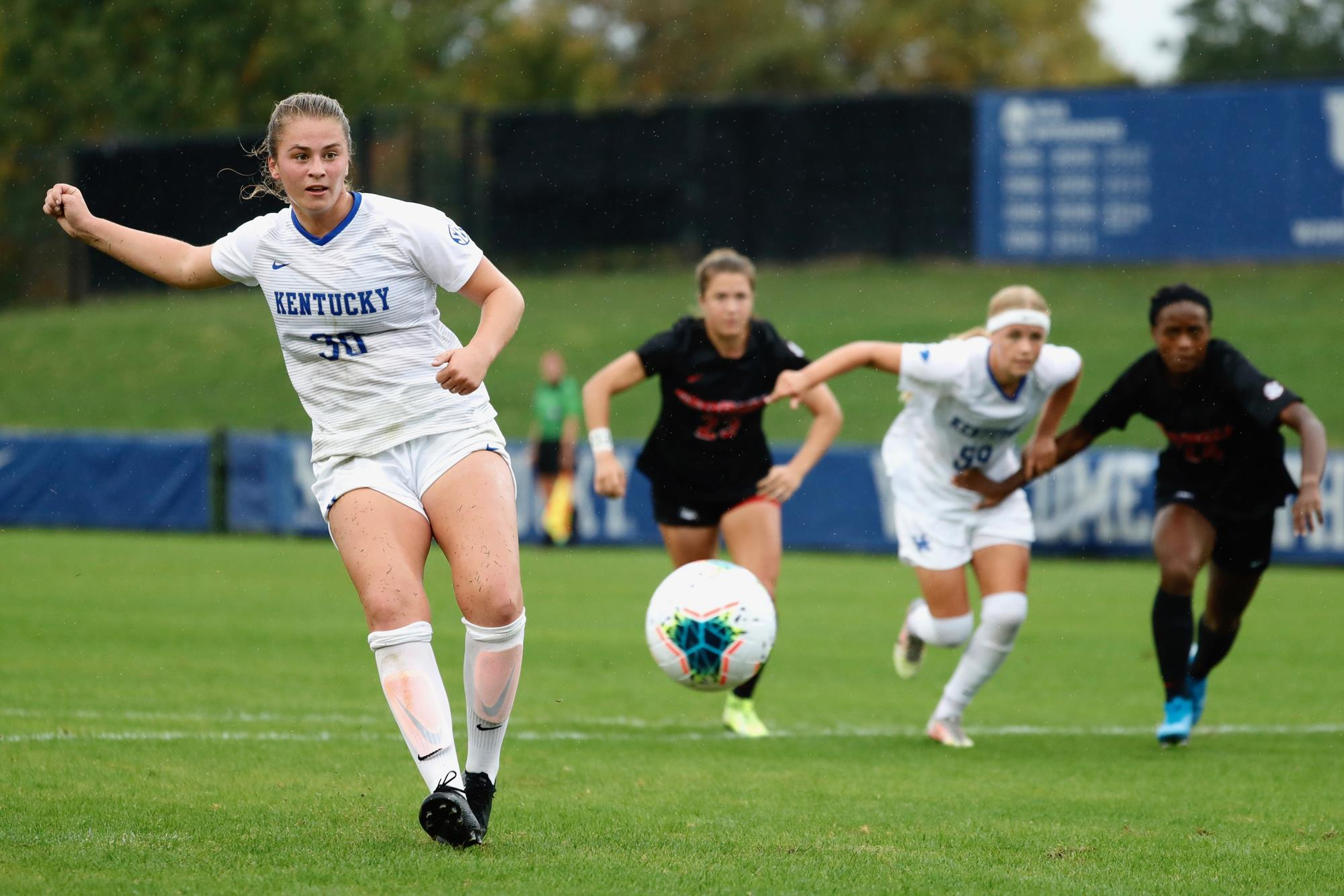 Kentucky Takes No. 8 Georgia to Double Overtime, Records 1-1 Draw