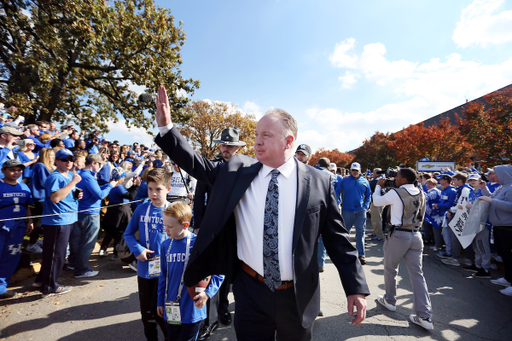 Mark Stoops

Georgia beats UK 34-17.

Photo by Britney Howard | UK Athletics