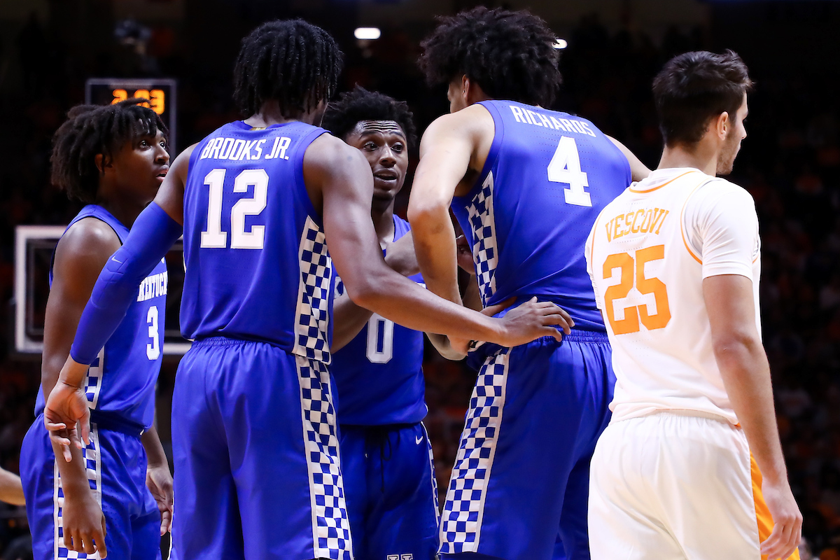 Ashton Hagans. Team.

Kentucky beat Tennessee, 77-64.

Photo by Elliott Hess | UK Athletics