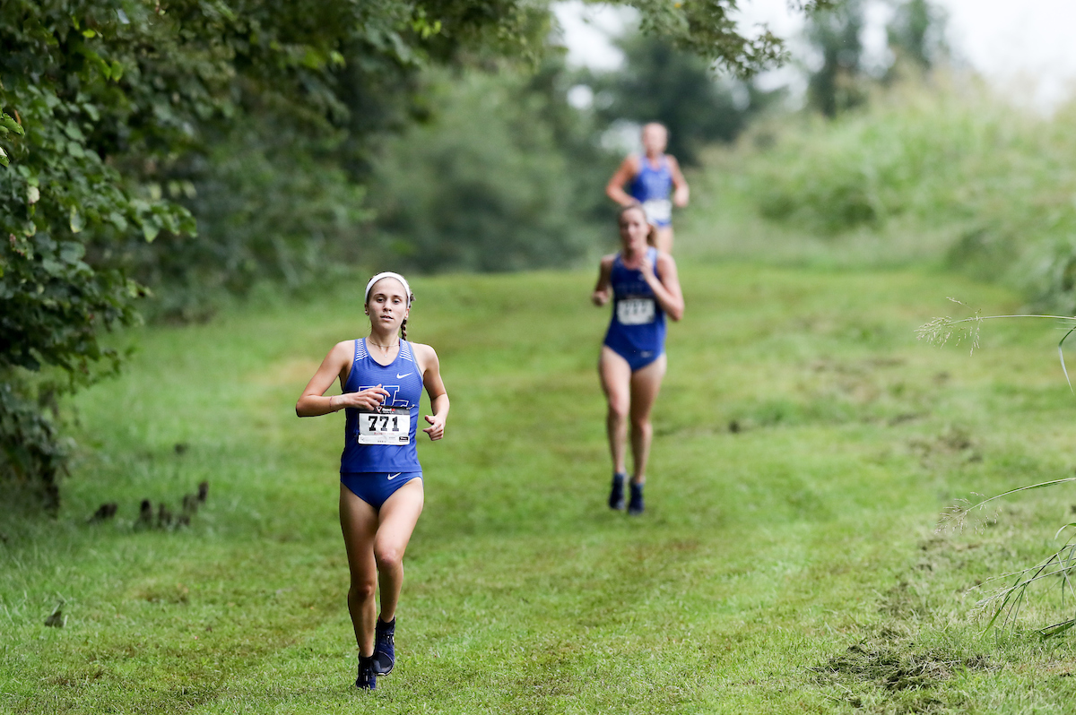 Caitlin SHEPARD. Sophie Carrier.

Bluegrass Invitational.


Photo by Elliott Hess | UK Athletics