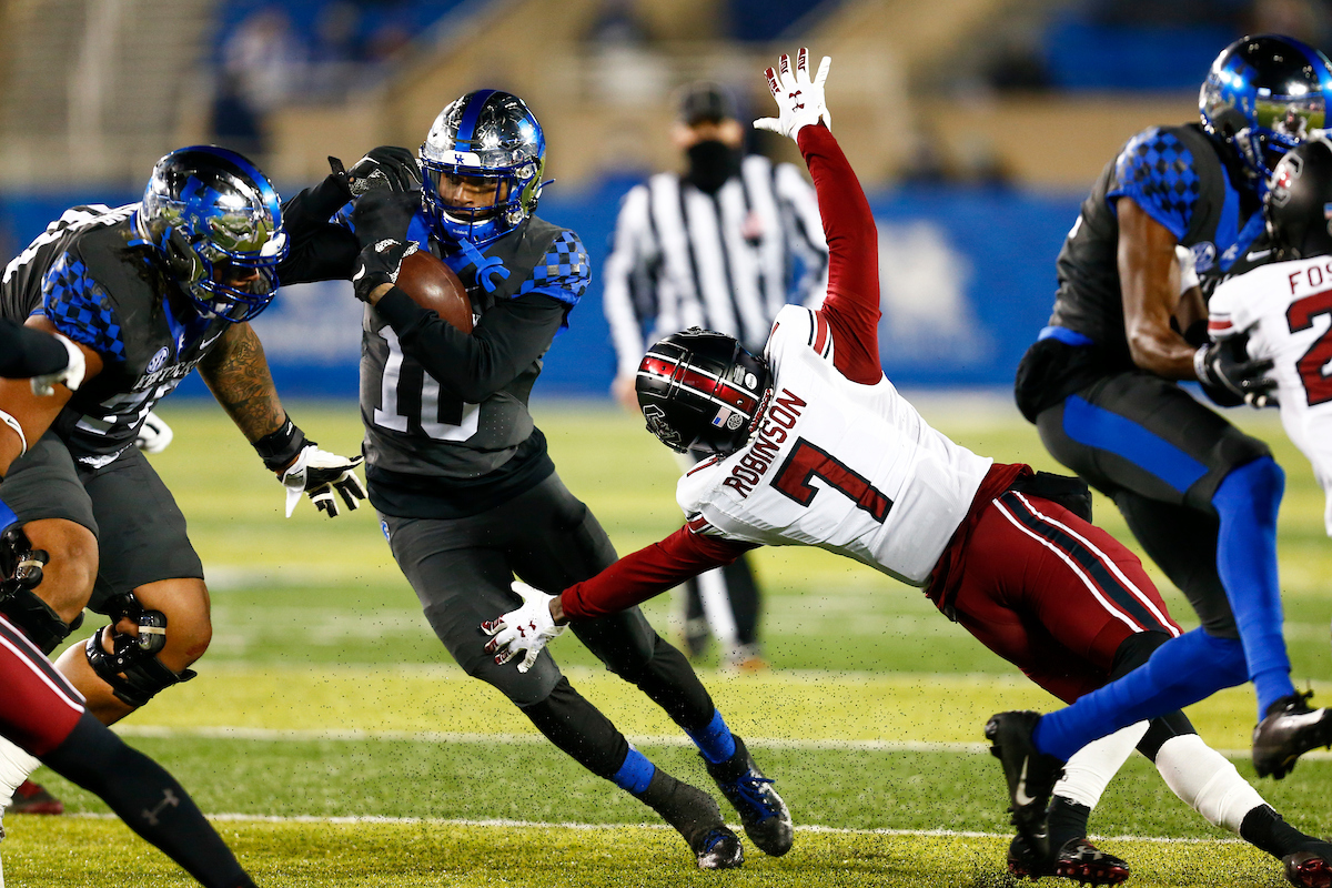 A.J. Rose Jr. 

Kentucky beats South Carolina, 41-18. 

Photo By Barry Westerman | UK Athletics
