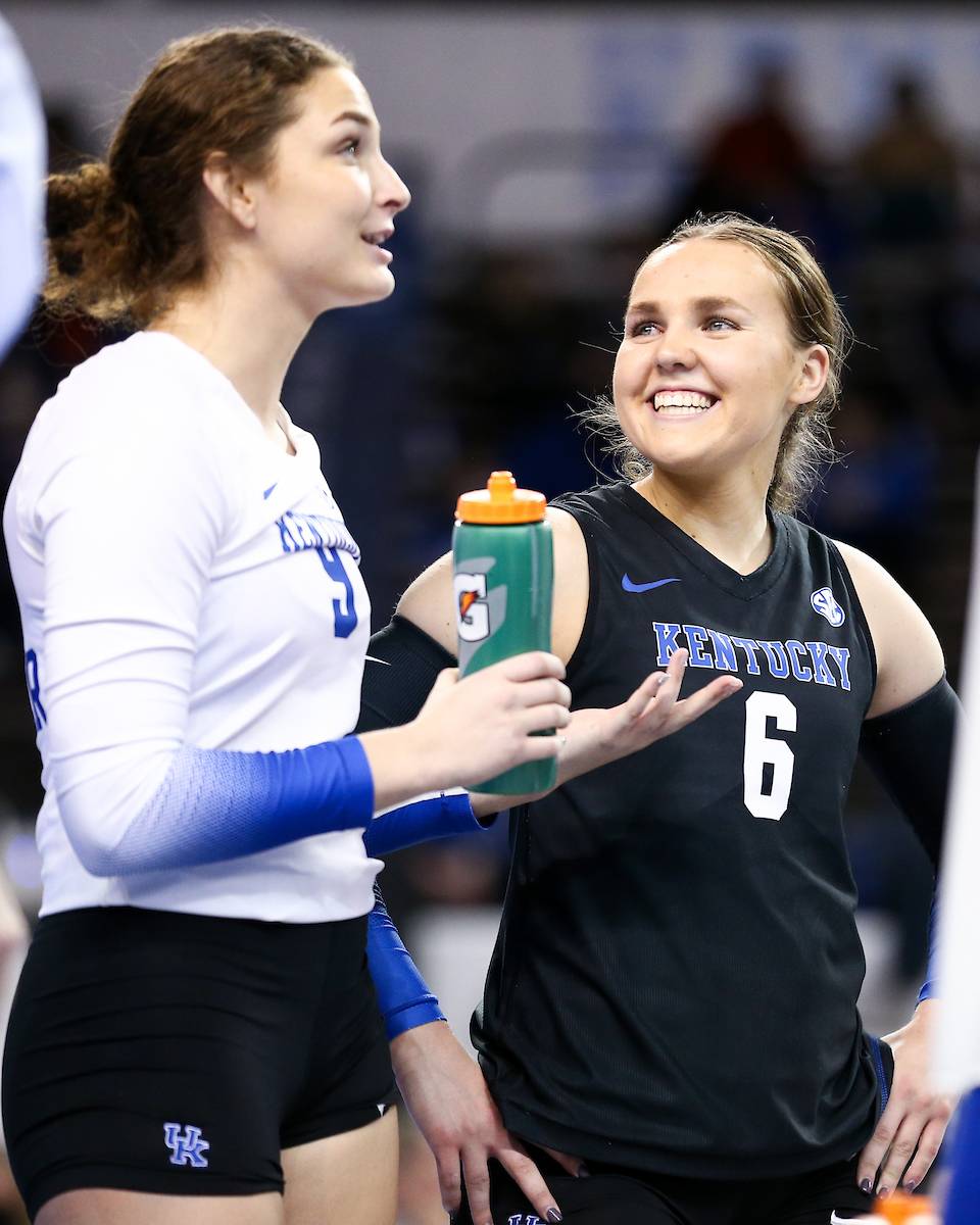 Riah Walker, Eleanor Beavin.Kentucky sweeps Texas A&M 3-0.Photo by Tommy Quarles | UK Athletics