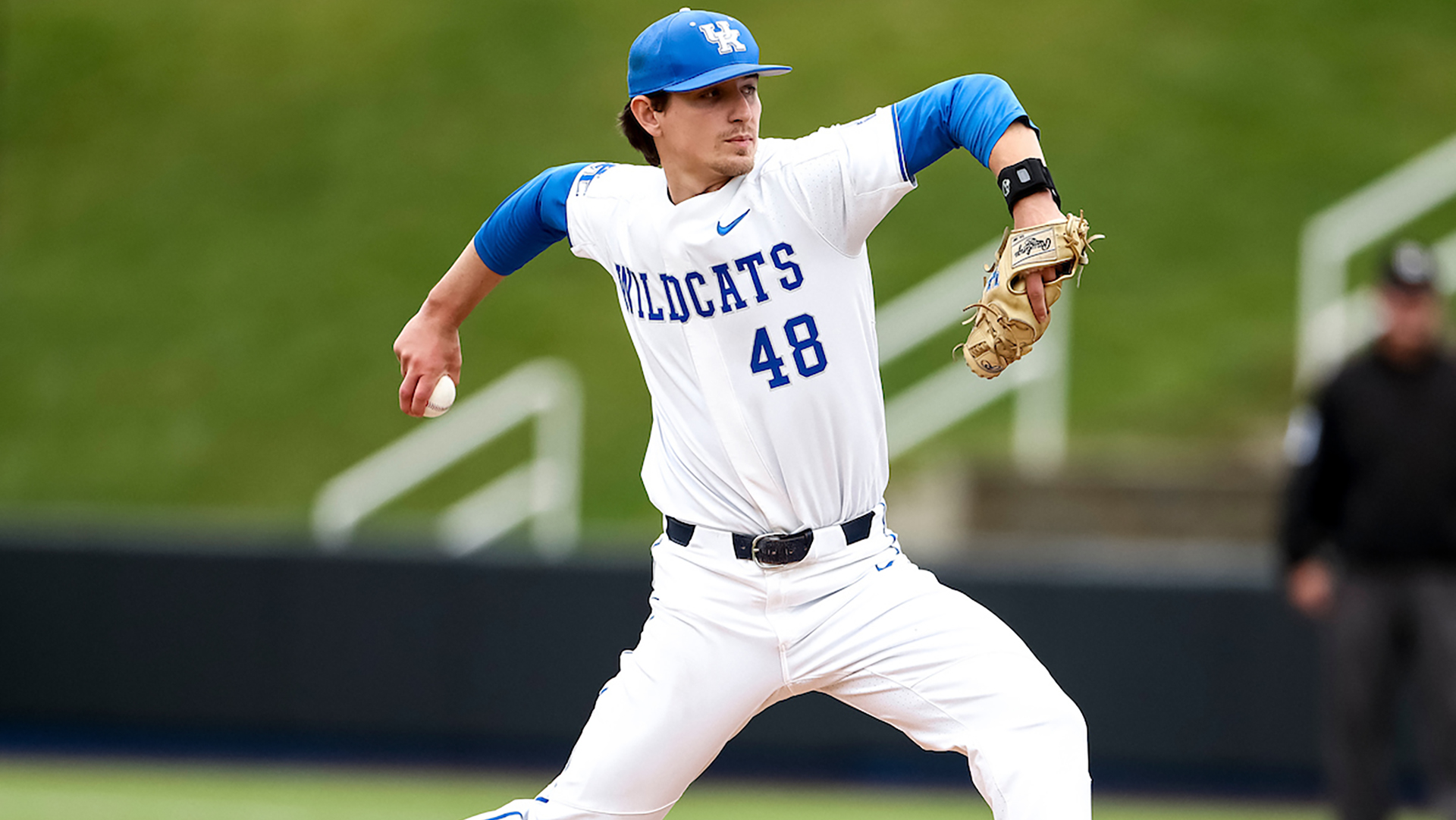 Zack Lee Leads Baseball Cats to Sweep of South Carolina