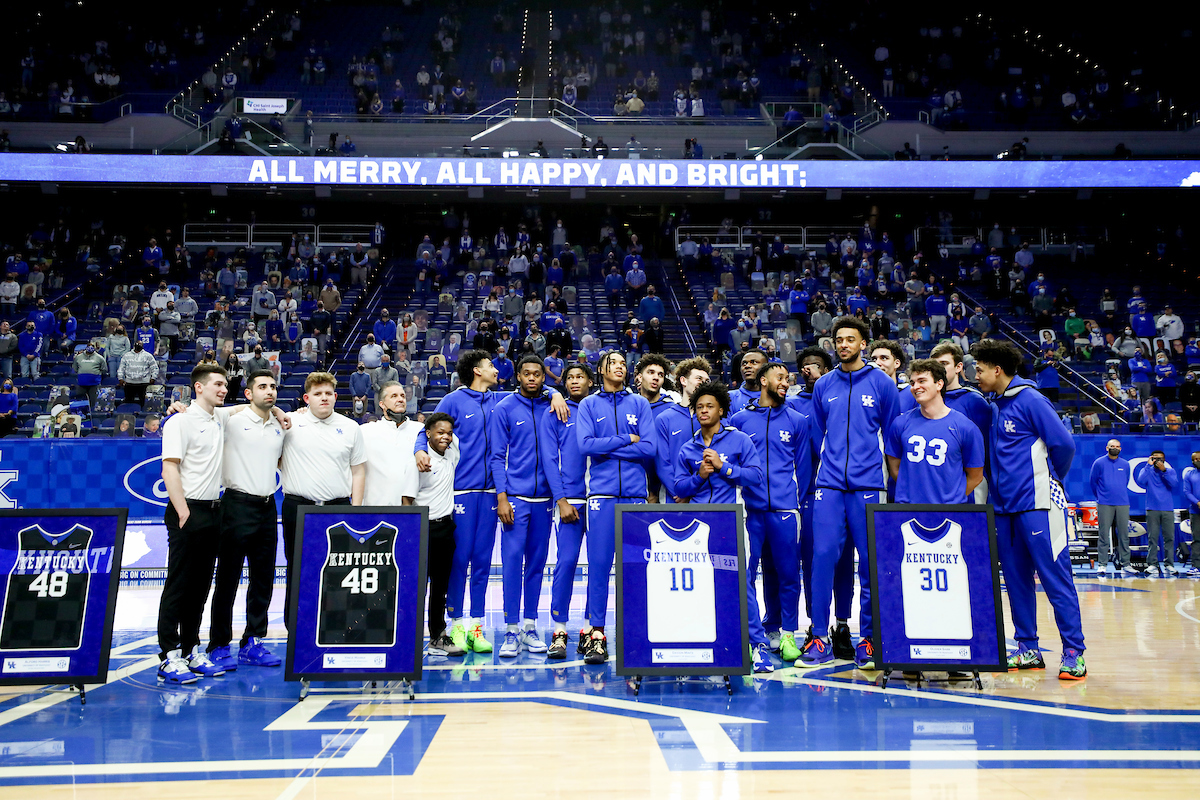Team.

UK loses to Florida 71-67.

Photo by Chet White | UK Athletics