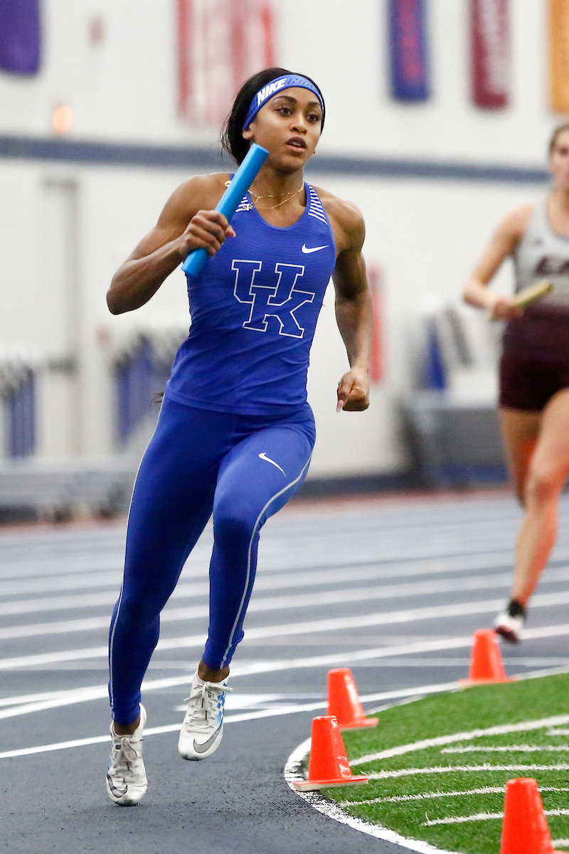 Celera Barnes.

Jingle Bells Open.

Photo by Isaac Janssen | UK Athletics
