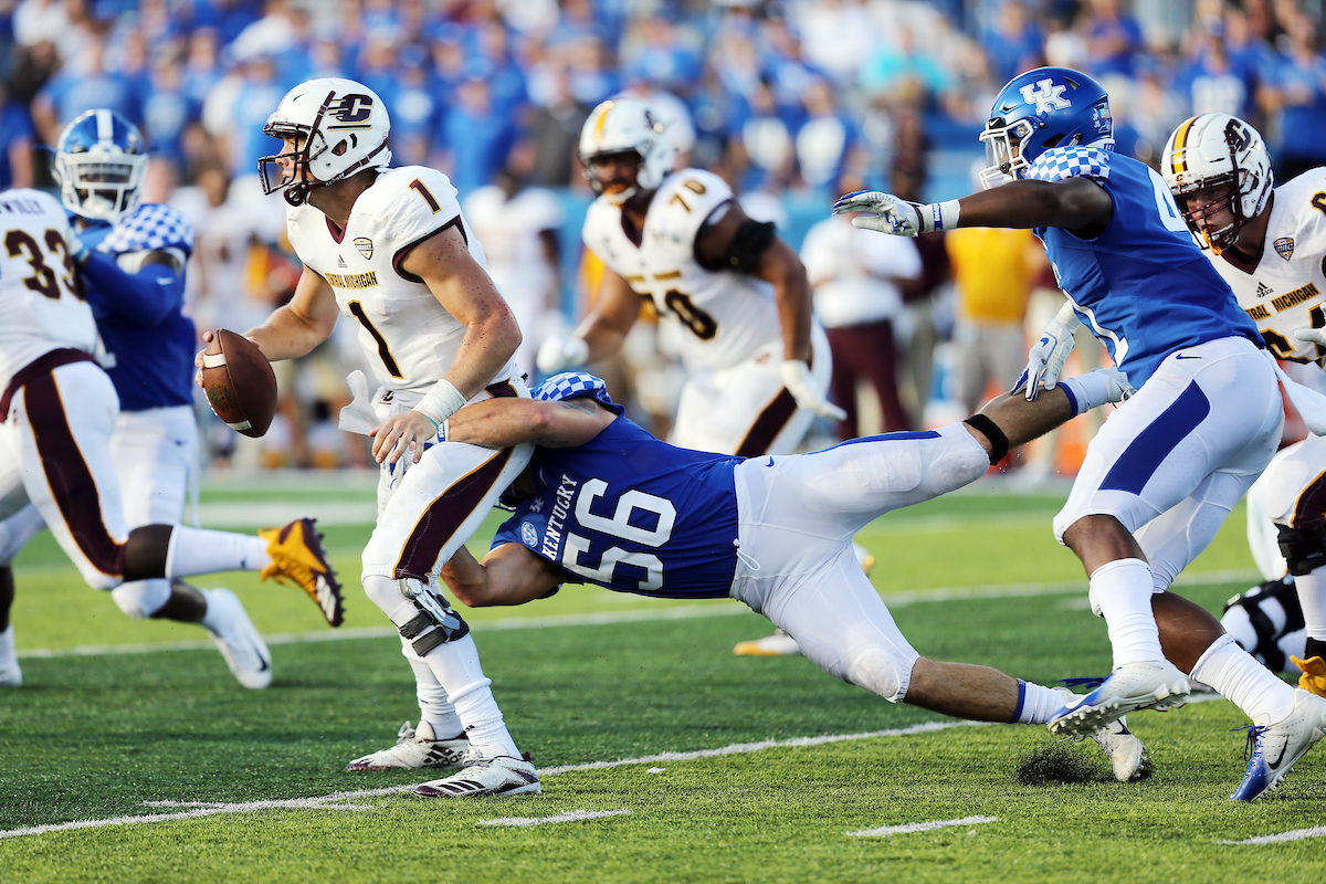 Kash Daniel


Kentucky Football beats Central Michigan 35-20.

Photo by Britney Howard | UK Athletics