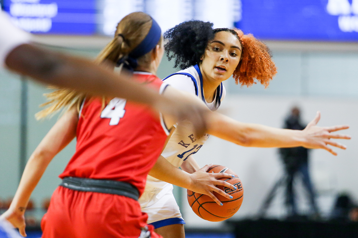Treasure Hunt.

Kentucky beats Samford 88-54.

Photo by Hannah Phillips | UK Athletics