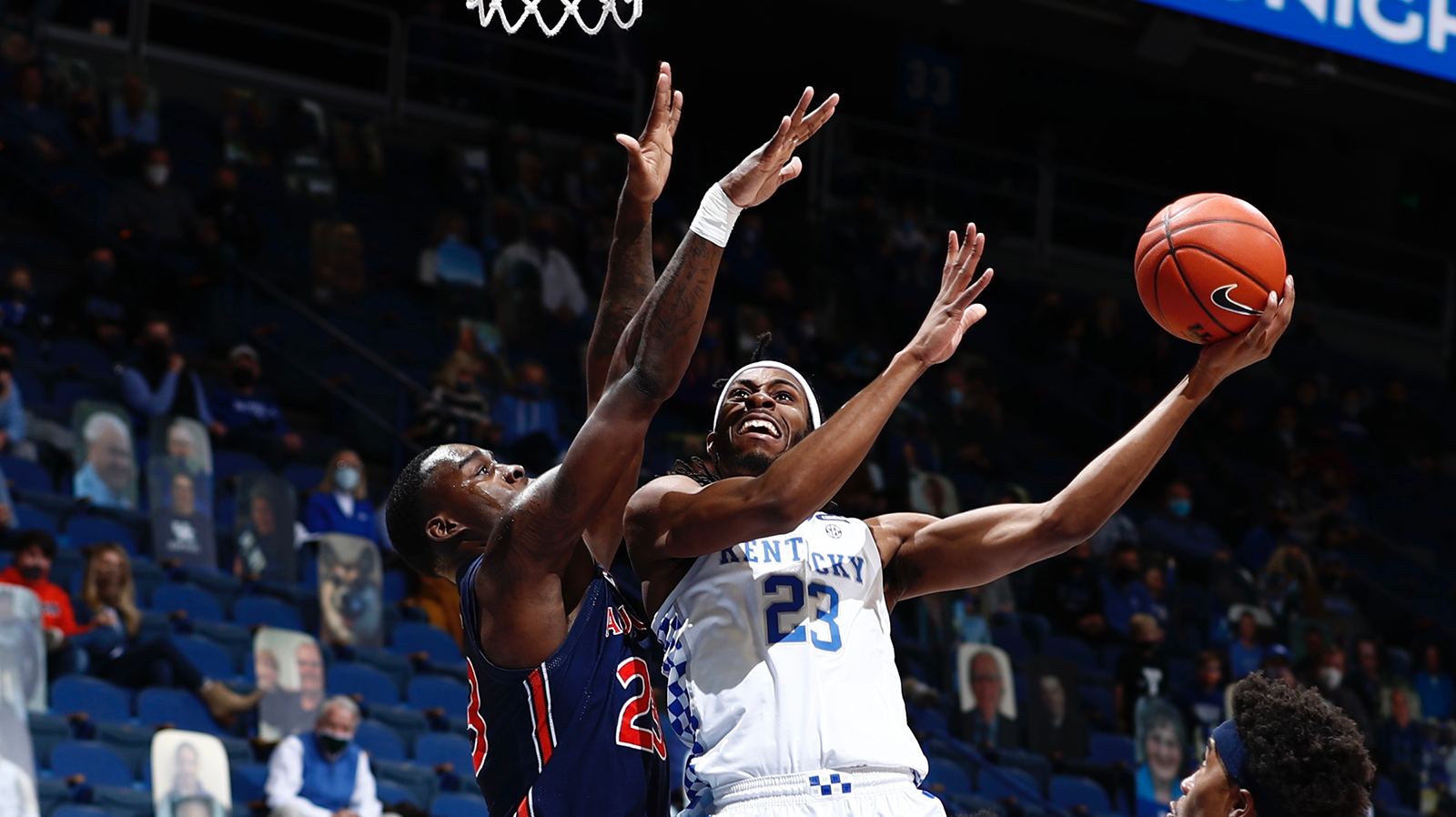 Cats Snap Skid with Tight Win Over Auburn