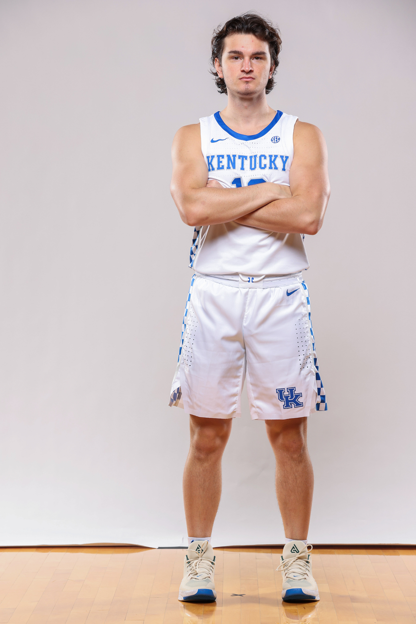 RILEY WELCH.

Photo by Elliott Hess | UK Athletics