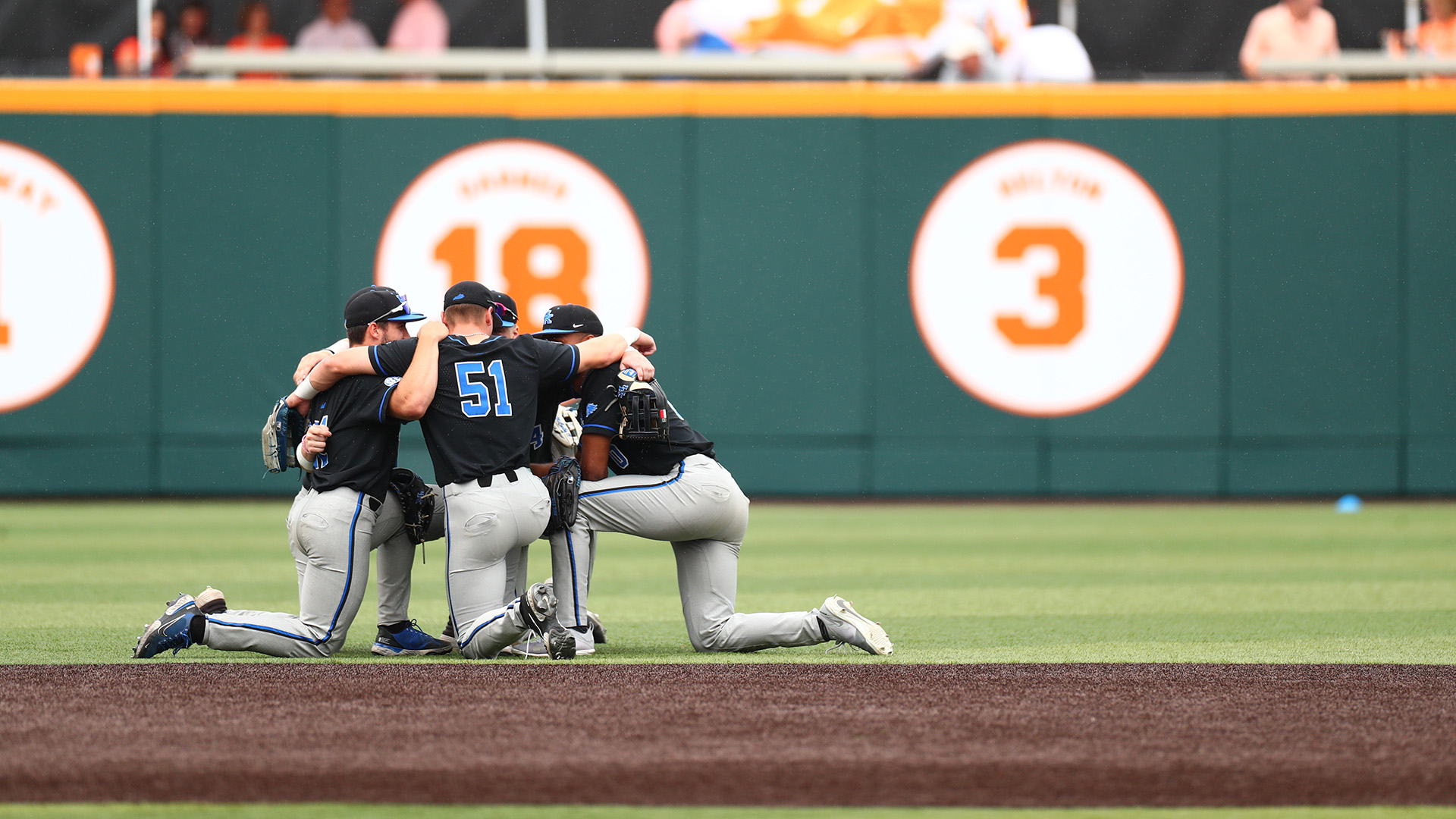 Homer Happy: Tennessee Smacks Five Home Runs to Claim Opener