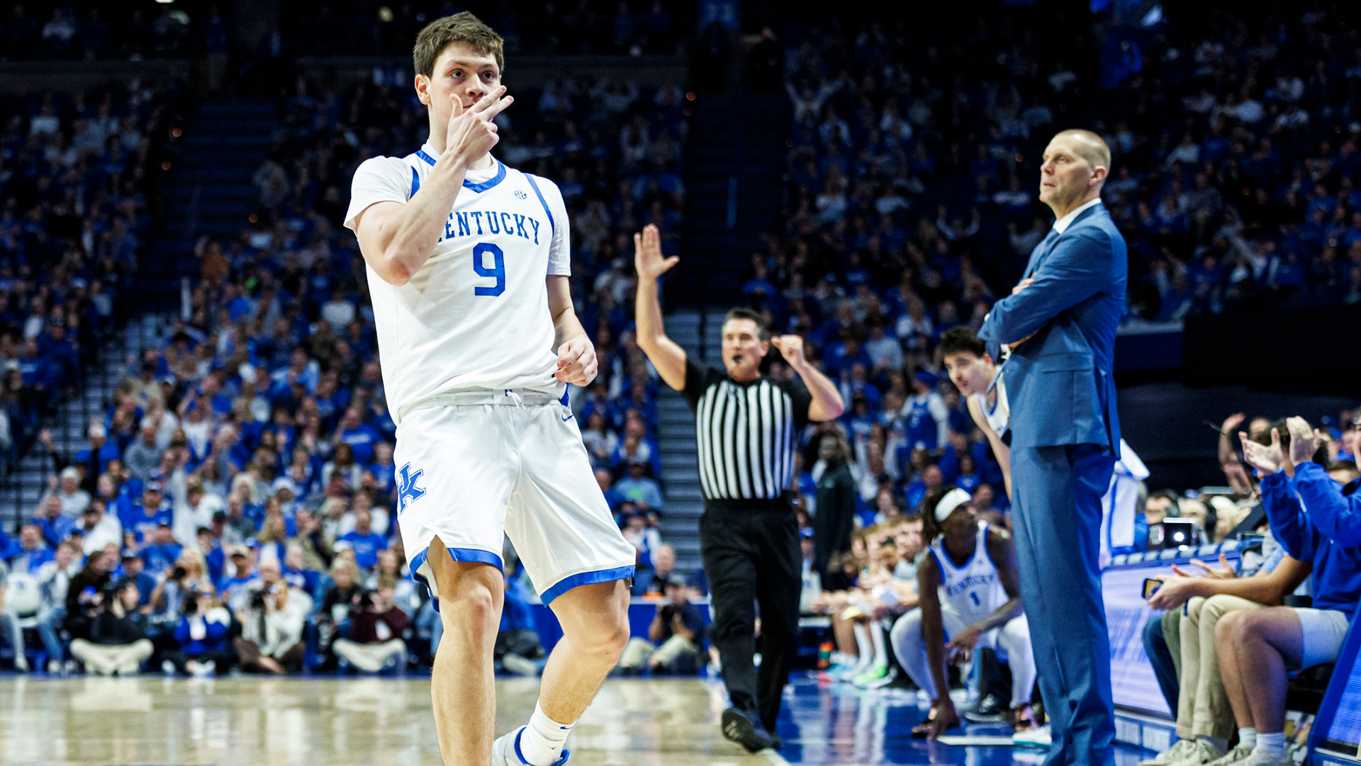 Highlights: Kentucky 88, Loyola (Md.) 46