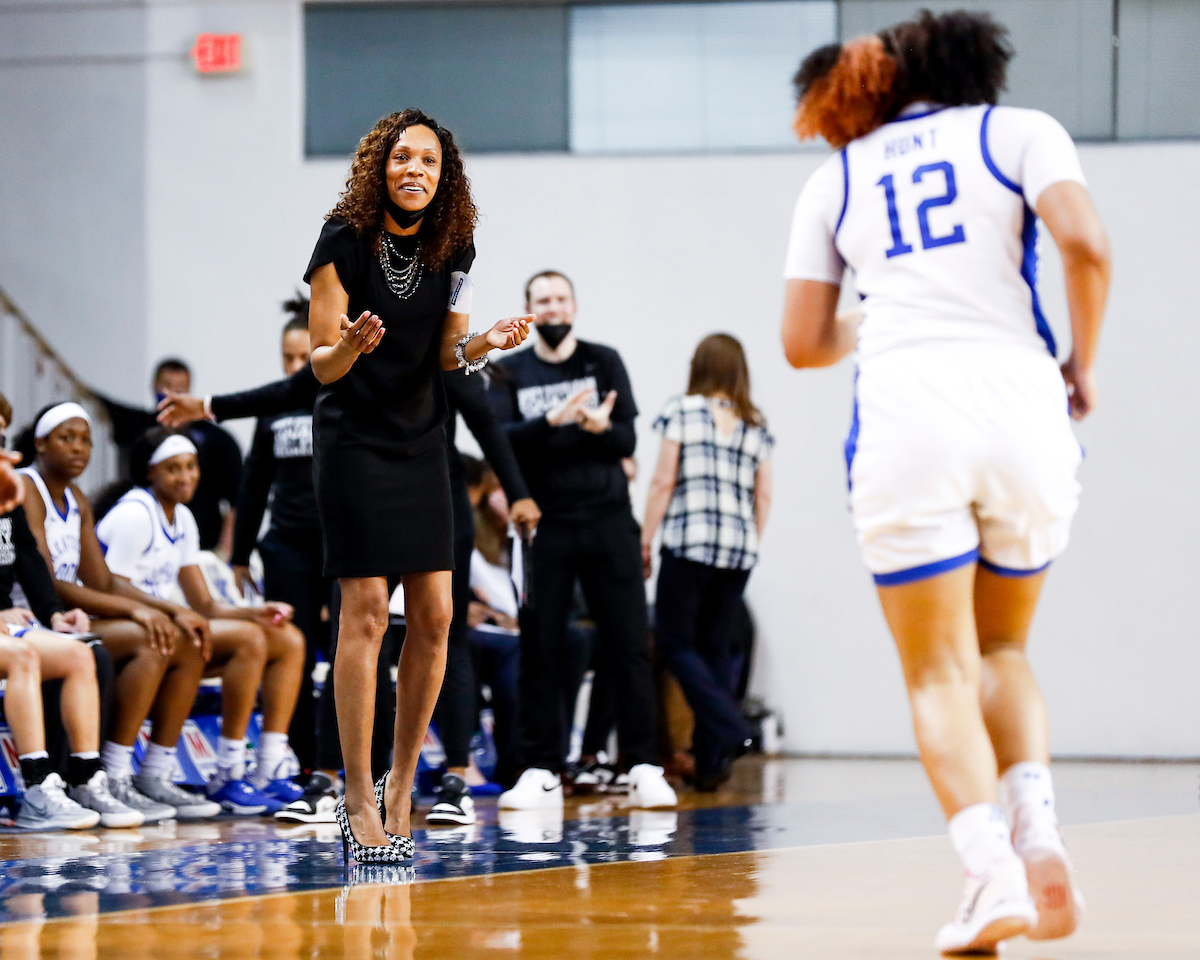 Kyra Elzy, Treasure Hunt.

Kentucky beats Vanderbilt 69-65.

Photo by Grace Bradley | UK Athletics