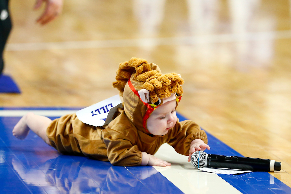 Baby Race. 

UK beat Auburn 73-66. 

Photo By Barry Westerman | UK Athletics