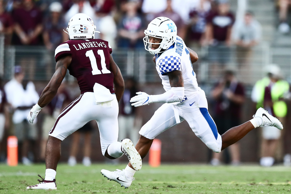 LYNN BOWDEN JR.

Kentucky falls to Mississippi State, 28-13.

Photo by Elliott Hess | UK Athletics