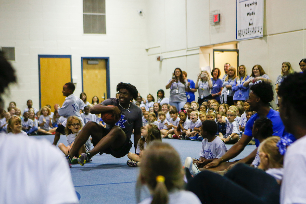 Tyrese Maxey

Men's Basketball team delivers food to God’s Pantry at Picadome Elementary. 

Photo by Hannah Phillips | UK Athletics