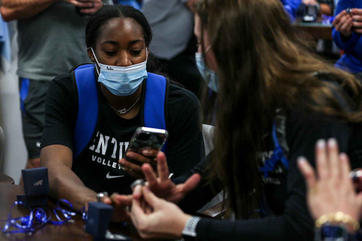 Kentucky Volleyball receives their National Championship rings.

Photo by Grace Bradley | UK Athletics