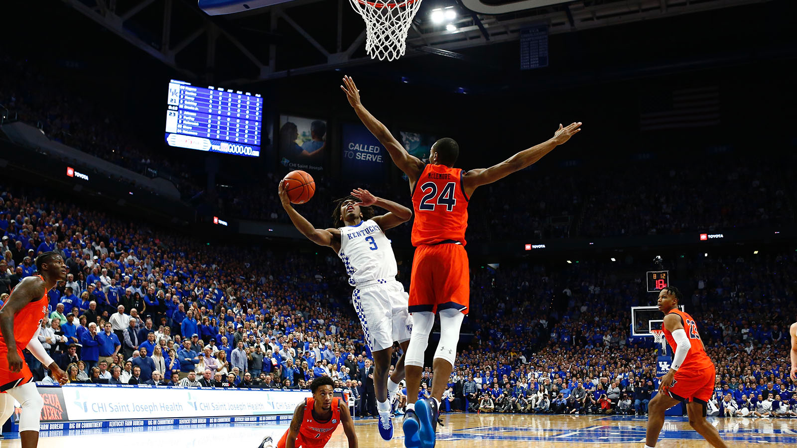 Quickley, Maxey Lead No. 8 Kentucky Past No. 15 Auburn, Secure SEC Title