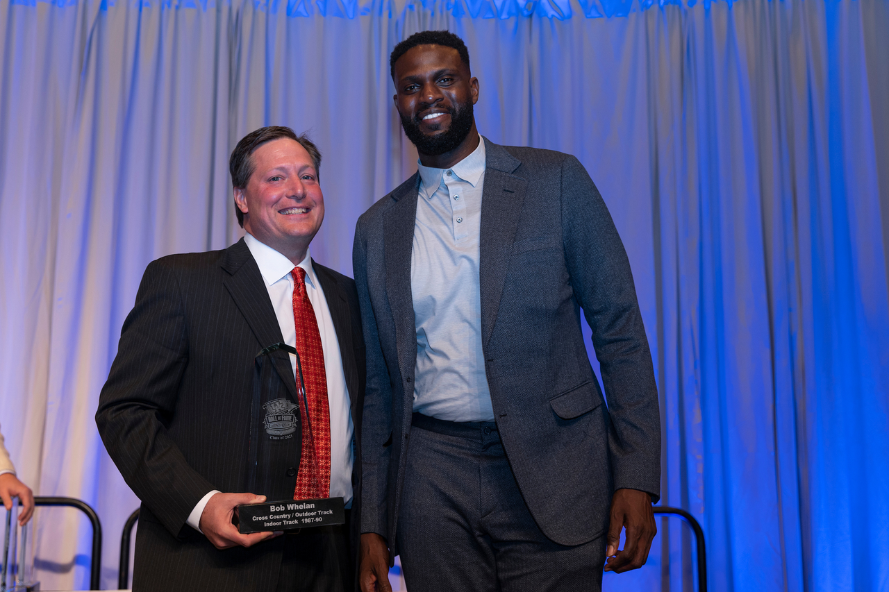 Bob Whelan. Nazr Mohammed.

The 2020 and 2021 UK Athletics Hall of Fame classes were inducted Thursday night at Central Bank Center.

Photo by Grant Lee | UK Athletics