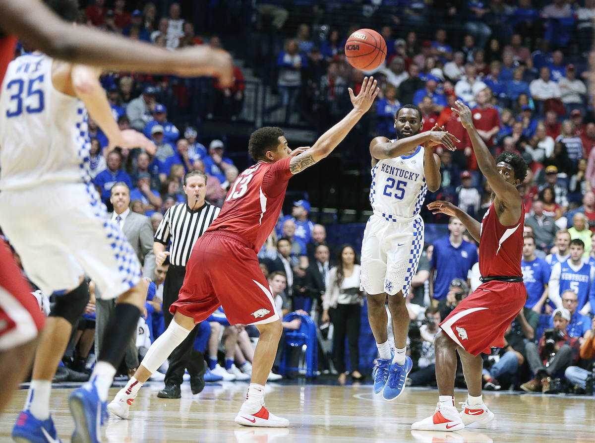 Hawkins, Willis Vital to UK’s Tourney Prospects