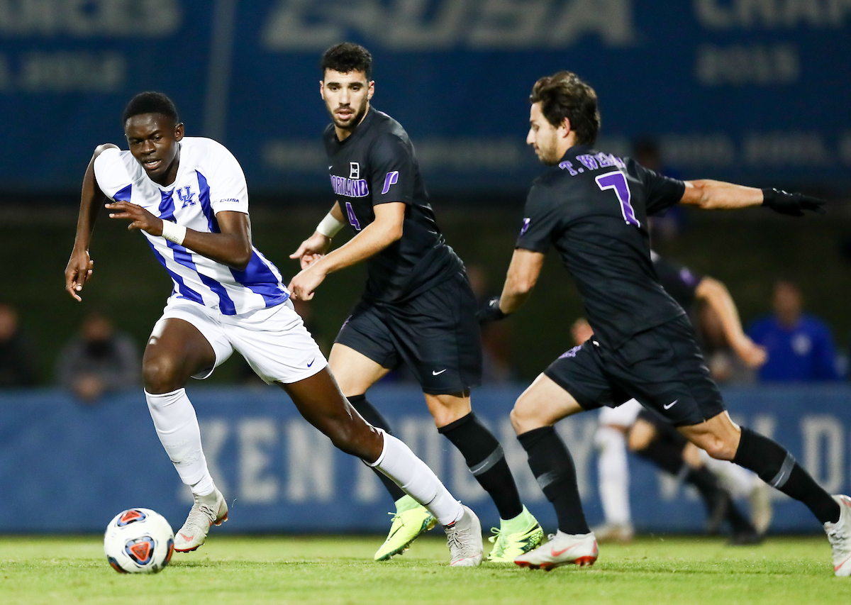 AIMÉ MABIKA.

Men's soccer beats Portland, 4-0.


Photo by Elliott Hess | UK Athletics