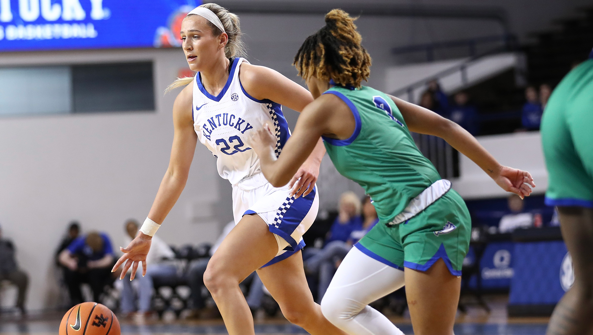 Listen to UK Sports Network Radio Coverage of Kentucky Women's Basketball at Mississippi State