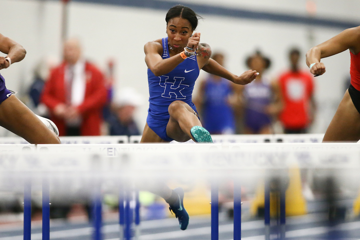 Faith Ross.

Jim Green Invitational.


Photo by Isaac Janssen | UK Athletics