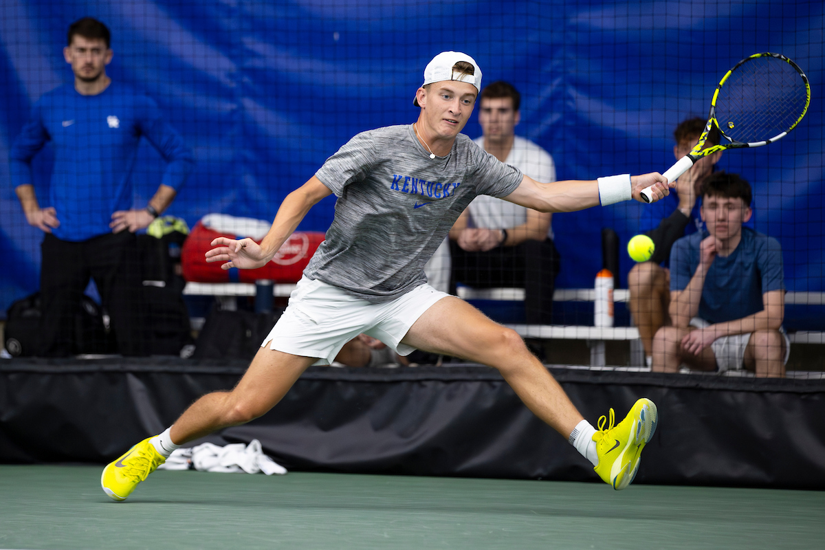 Men’s Tennis Begins Four Match Road Stretch at Auburn, Alabama