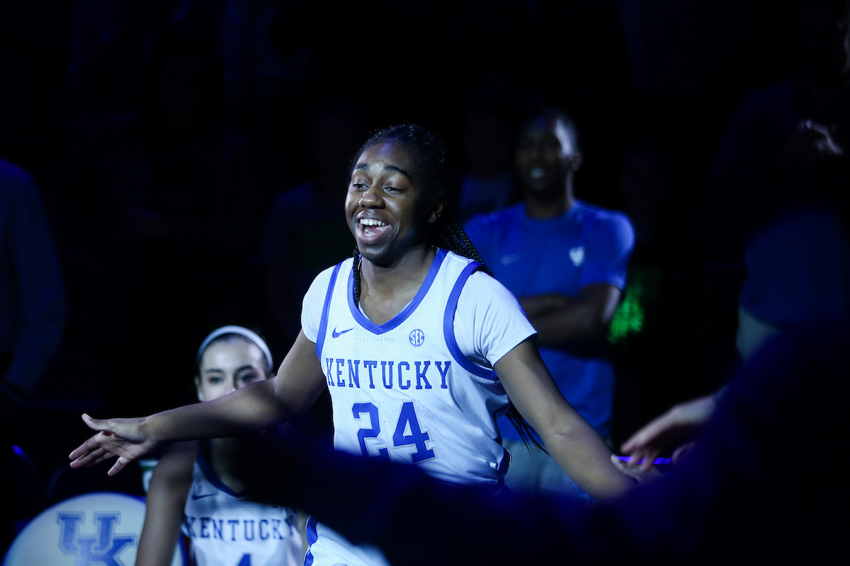 Taylor Murray

The UK Women's Basketball team beat Florida 62-51. 

Photo by Hannah Phillips | UK Athletics