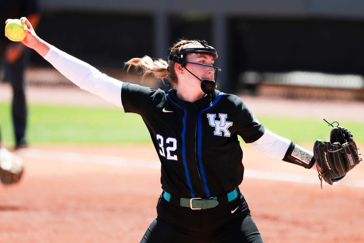 Langdon’s Masterpiece Hands No. 23 Kentucky SEC Series Win