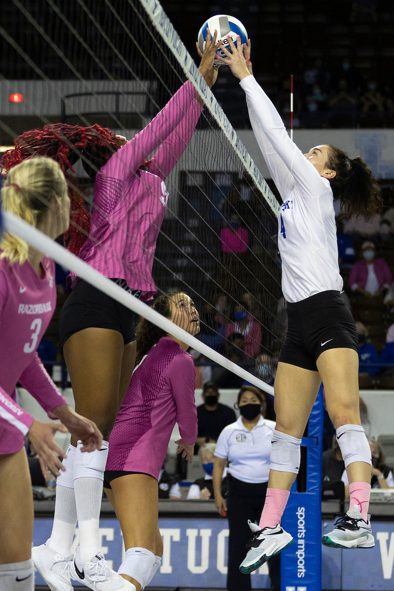 Kentucky-Arkansas Volleyball Photo Gallery