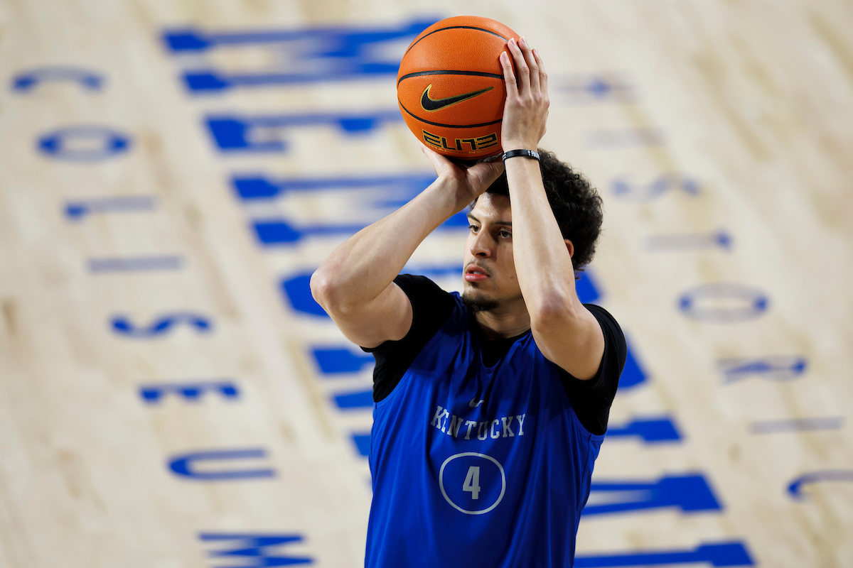 Pope's First Kentucky Team is Loaded with Shooters