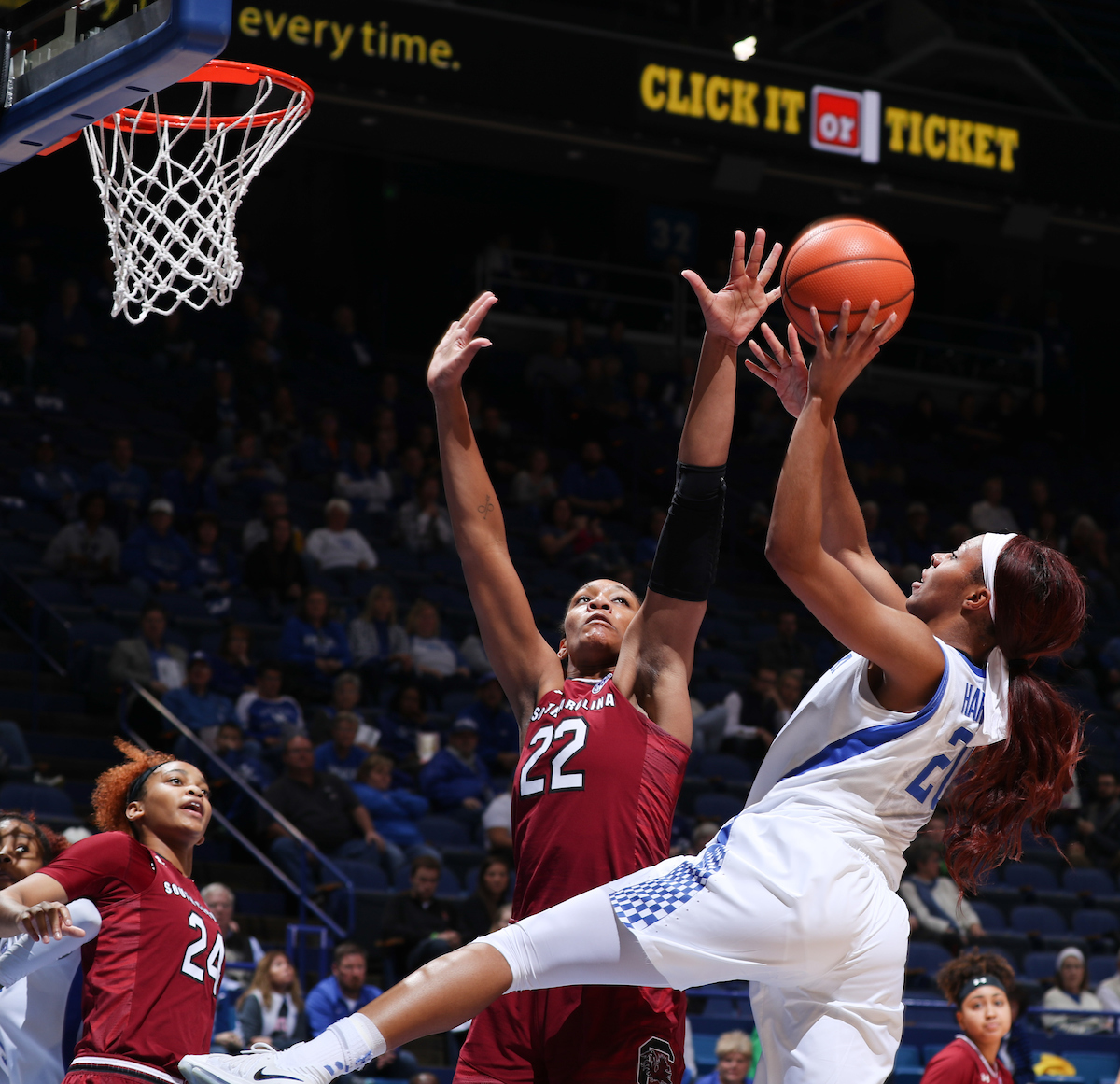 Dorie Harrison

The University of Kentucky women's basketball team falls to South Carolina on Sunday, January 21, 2018 at Rupp Arena in Lexington, Ky.

Photo by Elliott Hess | UK Athletics